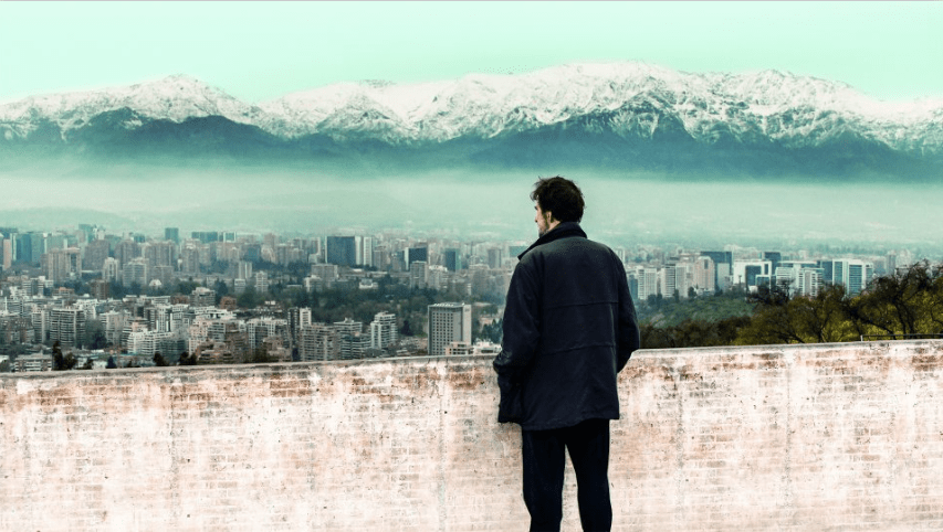 Nanni Moretti sarà presente in sala per il film di sabato 22 febbraio alle 20:00 e di domenica 23 febbraio alle 15:00.