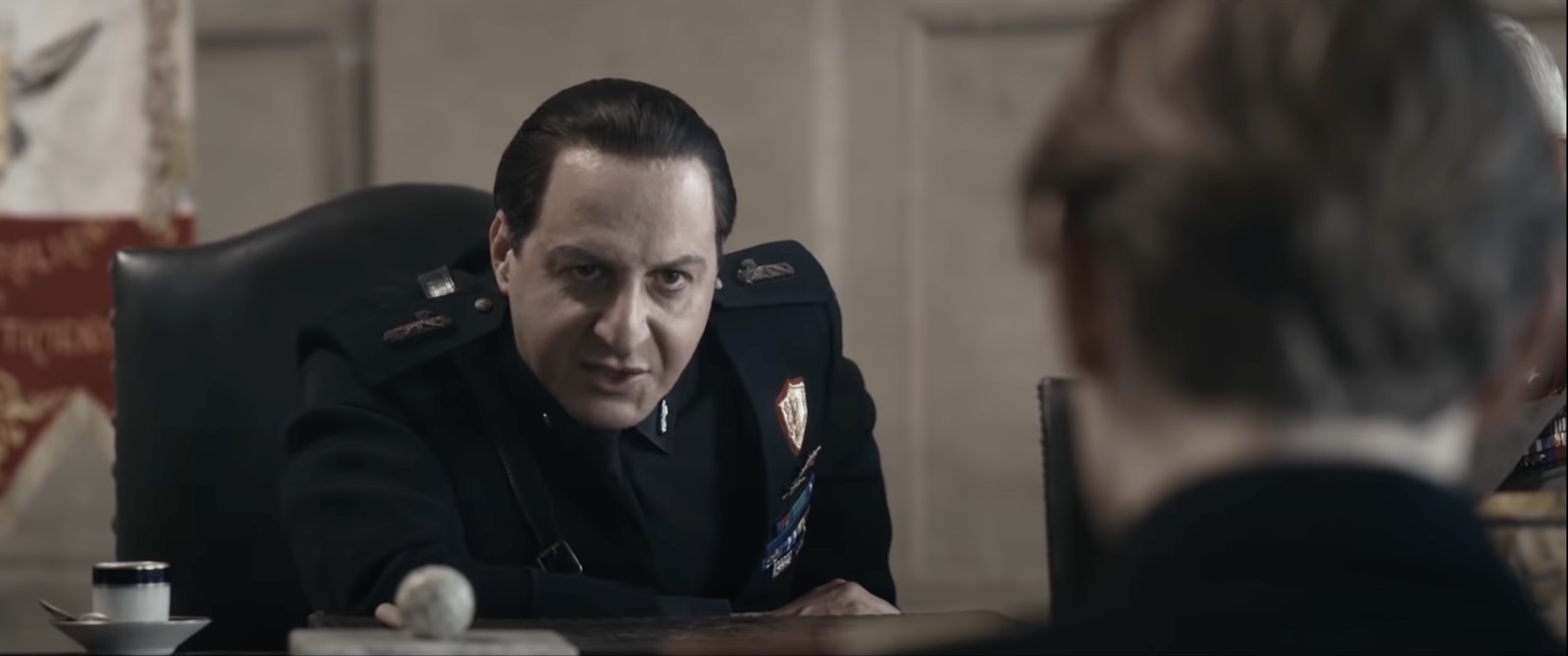Martedì 26 settembre 2023: Il cattivo poeta (2020) di Gianluca Jodice